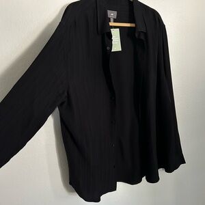 H&M Textured Long Sleeve Shirt Size XL
